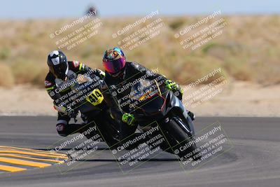 media/Oct-08-2022-SoCal Trackdays (Sat) [[1fc3beec89]]/Turn 16 (125pm)/